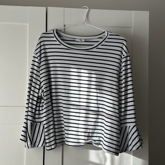 Ardene Black and White Striped Bell Sleeve Blouse (Large) - Picture 1 of 6